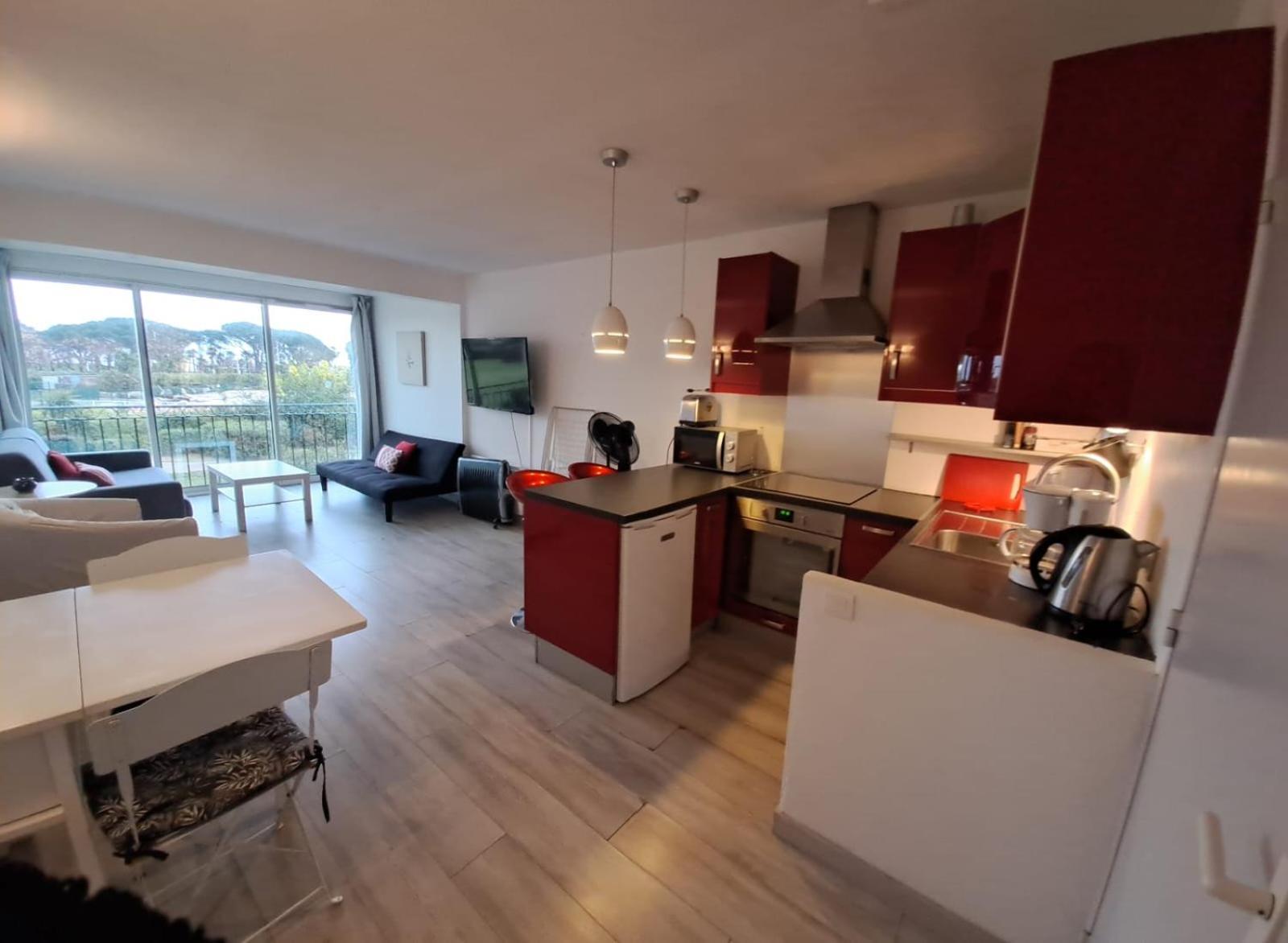Gasyan - Golfe De St-Tropez - Appartement Aves Acces Plage Dans Residence Avec Piscine Gassin Extérieur photo